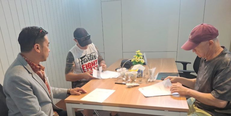 photo 2025 10 25 00 43 30