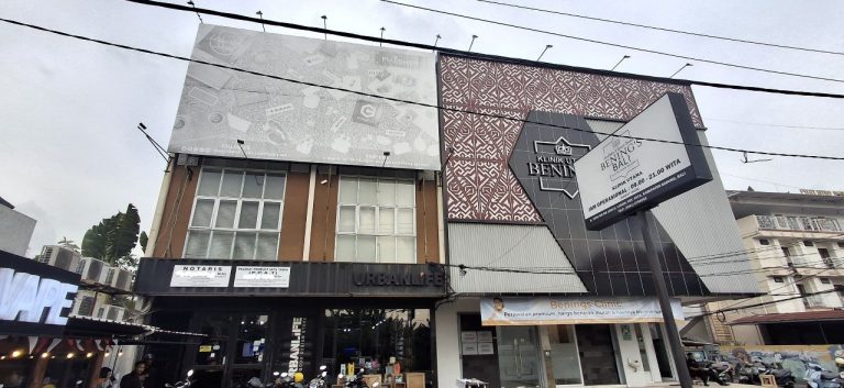 photo 2025 10 25 22 13 03