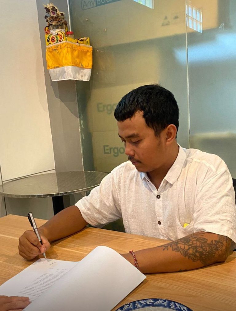 photo 2025 10 26 02 43 27